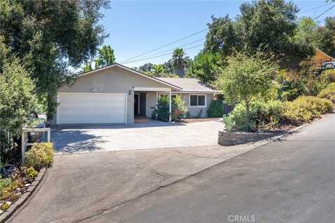 830 Lincoln Avenue, Templeton, CA 93465