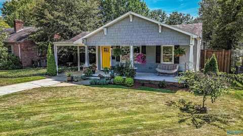 1112 Mcclung Avenue, Huntsville, AL 35801