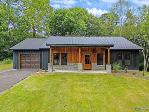 6200 Dalewood Lane, Guntersville, AL 35976