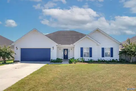 3913 Ryan Drive SW, Decatur, AL 35603