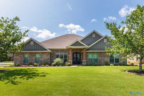 15 Walnut Cove Boulevard, Huntsville, AL 35824