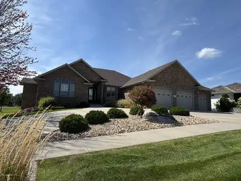 1407 N 30th St, Norfolk, NE 68701