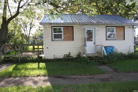8 S McCormick Street, Hamlet, IN 46532