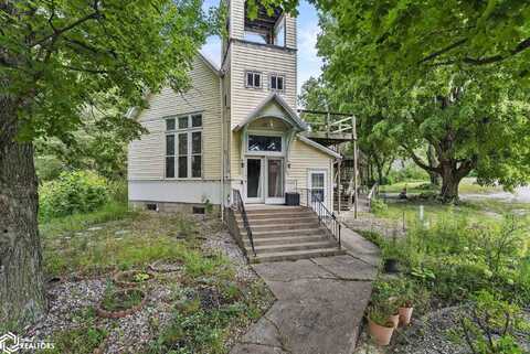 394 Prost Avenue, Richland, IA 52585