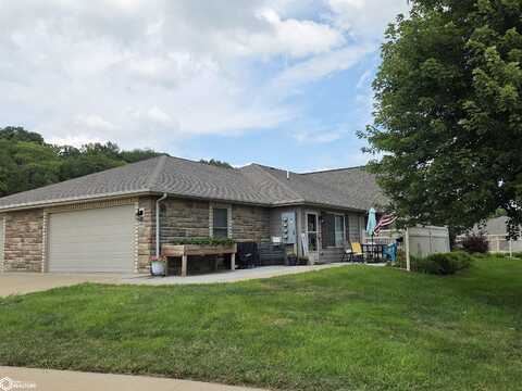 4945 Grand View Lane, Fort Madison, IA 52627