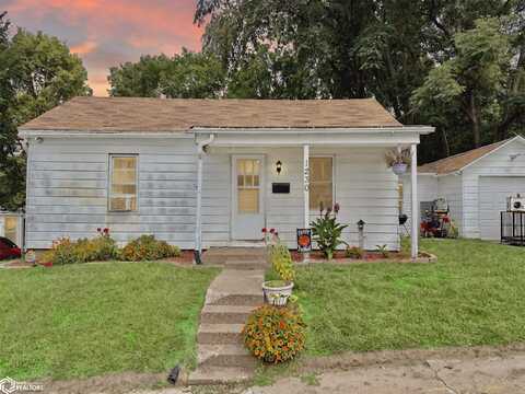 1230 Stowe Street, Burlington, IA 52601
