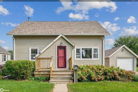 1415 K Avenue, Nevada, IA 50201