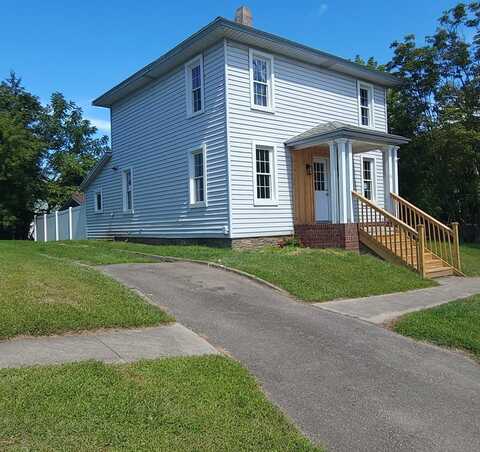 111 PACKER AVE, Towanda, PA 18848