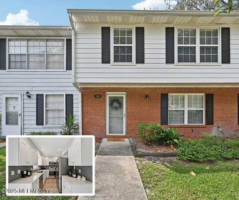 102 KETTERING Way, Orange Park, FL 32073