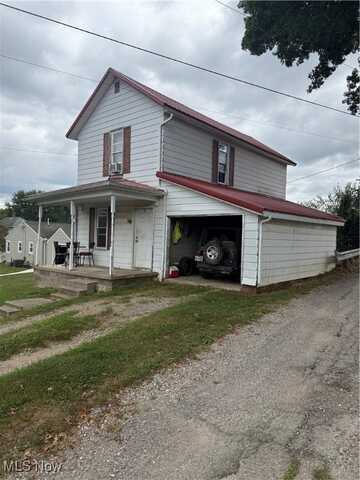 512 N Buckeye Street, Crooksville, OH 43731