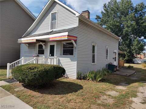 211 Front Street SE, New Philadelphia, OH 44663