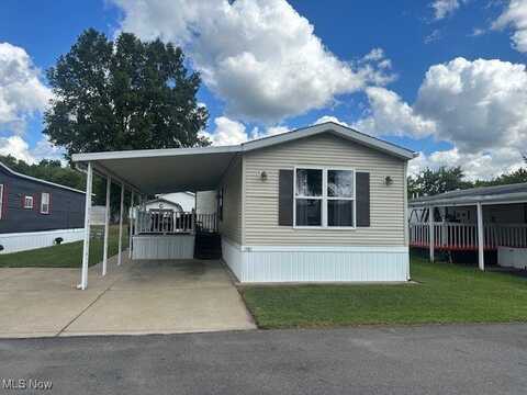 18 Oakwood Drive lot: 17, Beloit, OH 44609