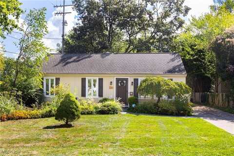 401 Columbia Road, Bay Village, OH 44140