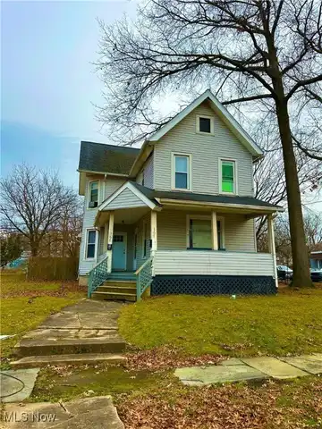167 Charles Avenue NE, Warren, OH 44483