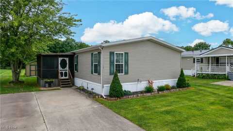 10039 State Route 700 LOT 124, Mantua, OH 44255