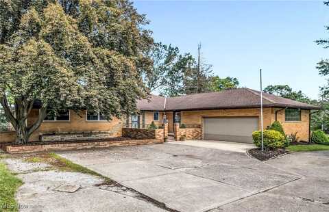 12658 Gardenside Drive, North Royalton, OH 44133