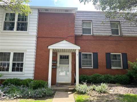 2723 Pease Drive, Rocky River, OH 44116