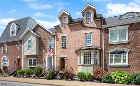 41 Riverside Drive, Berea, OH 44017