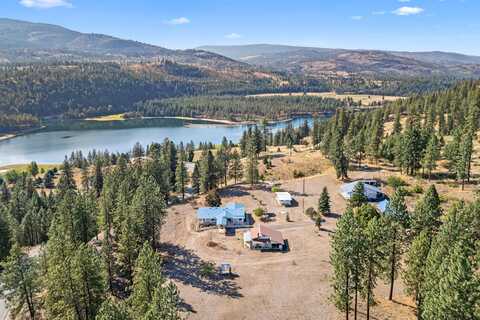 1715 NORTHPORT FLAT CREEK RD, KETTLE FALLS, WA 99141