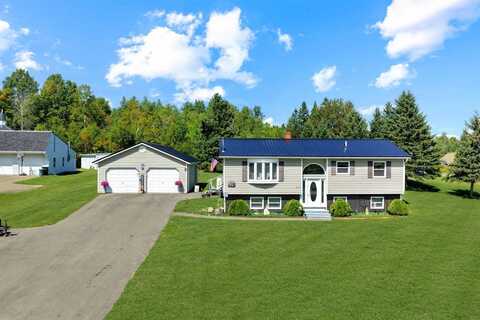 68 Fords Lane, Mapleton, ME 04757