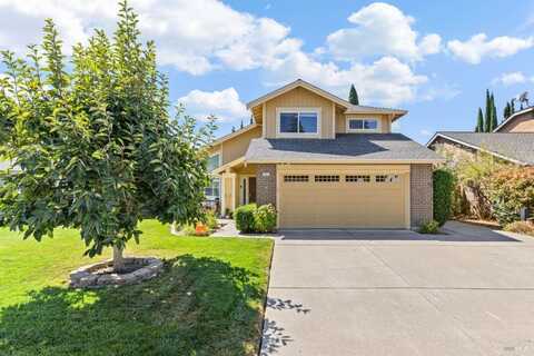 516 Owl Court, Vacaville, CA 95687