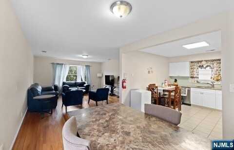 43 Crane Street, Newark, NJ 07104