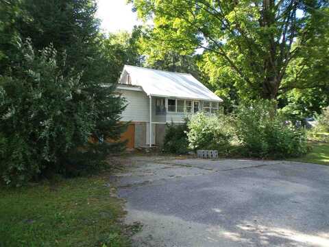 310 Echo, East Jordan, MI 49727