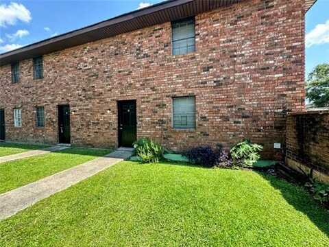 1069 TALLOW TREE Lane, Harvey, LA 70058