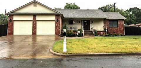 1104 Chase Avenue, Tahlequah, OK 74464