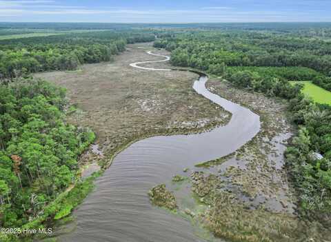 695 Sandy Point Drive, Beaufort, NC 28516