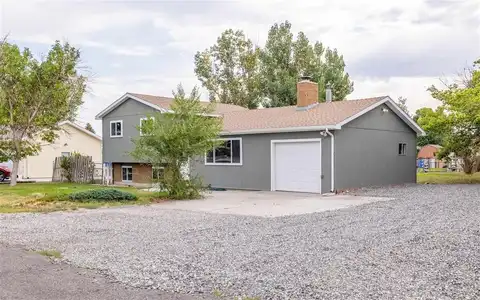 2202 Haugen St, Cody, WY 82414