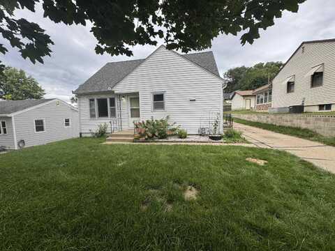 2937 S CORAL ST, Sioux City, IA 51106