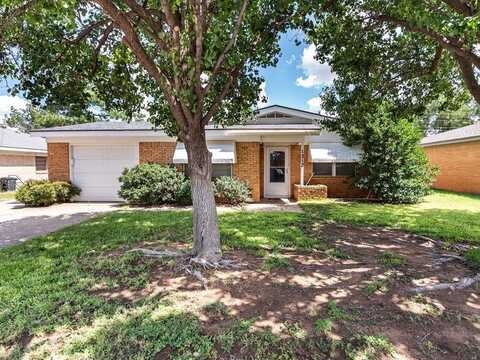 1212 NW 12th Place, Andrews, TX 79714
