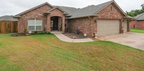 2016 Brook Hollow, Shawnee, OK 74804