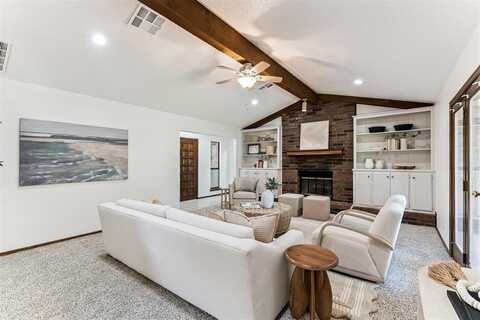 1405 Creston Way, Edmond, OK 73012