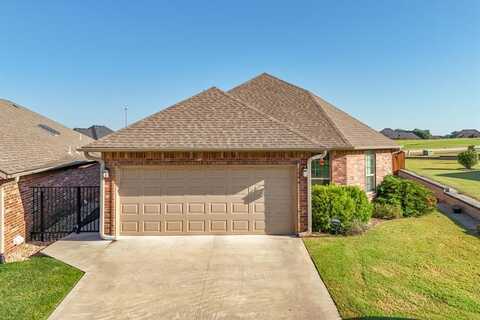 1253 Augusta Court, Shawnee, OK 74801