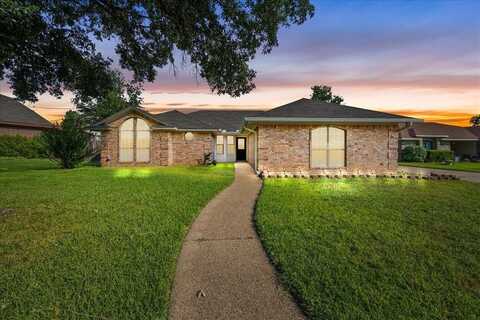 610 Aspen Incline Drive, Hewitt, TX 76643