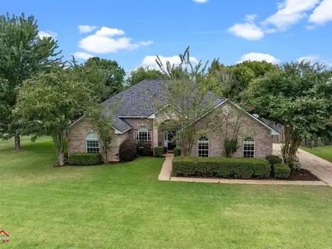 203 Tealwood Drive, Bossier City, LA 71111