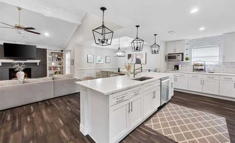 6419 Wrenwood Drive, Dallas, TX 75252