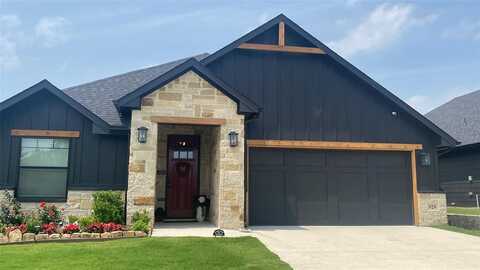 929 Tesslynn Avenue, Godley, TX 76044