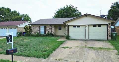 6432 Grasshopper Drive, Watauga, TX 76148