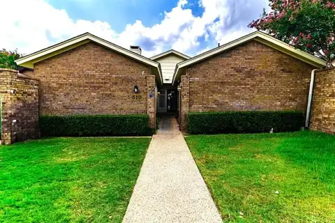 510 Fountainwood Drive, Arlington, TX 76012