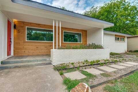 6809 Park Place Drive, Richland Hills, TX 76118