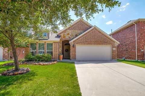 10513 Patron Trail, Fort Worth, TX 76108
