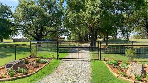 288 Locust Road, Pottsboro, TX 75076