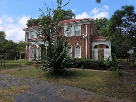 408 E San Saba Street, Wortham, TX 76693