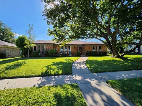 1023 Ridgefield Drive, Plano, TX 75075