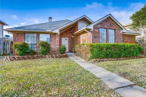 435 L Thompson Street, Cedar Hill, TX 75104