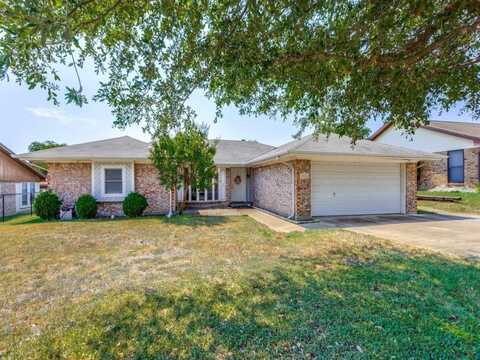 9921 Edmund Drive, Benbrook, TX 76126