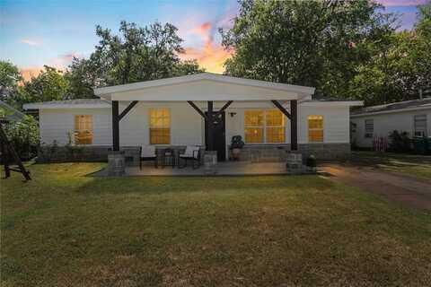 121 Austin Street, Mc Gregor, TX 76657